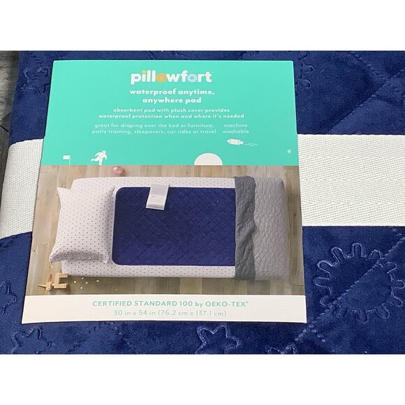 Pillowfort Waterproof Sleep Anywhere Kids' Pad 30" x 54" Blue Stars Moon - Picture 4 of 4